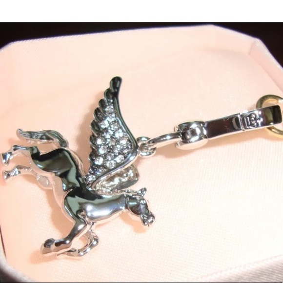 New JUICY COUTURE Silver PEGASUS Charm - Picture 3 of 4